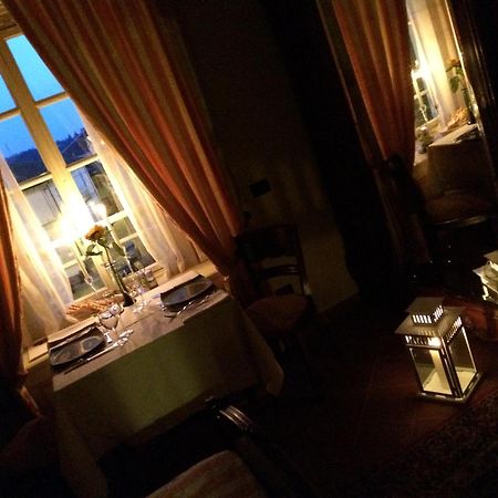 La Foresteria Del Castello - Wellness Hotel In Dimora Storica Castell'Alfero Room photo